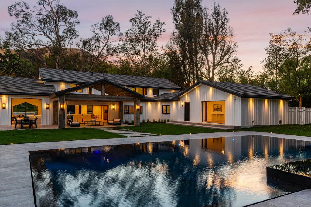 Scott Disick sells Hidden Hills farmhouse for $5.6 million - Los ...