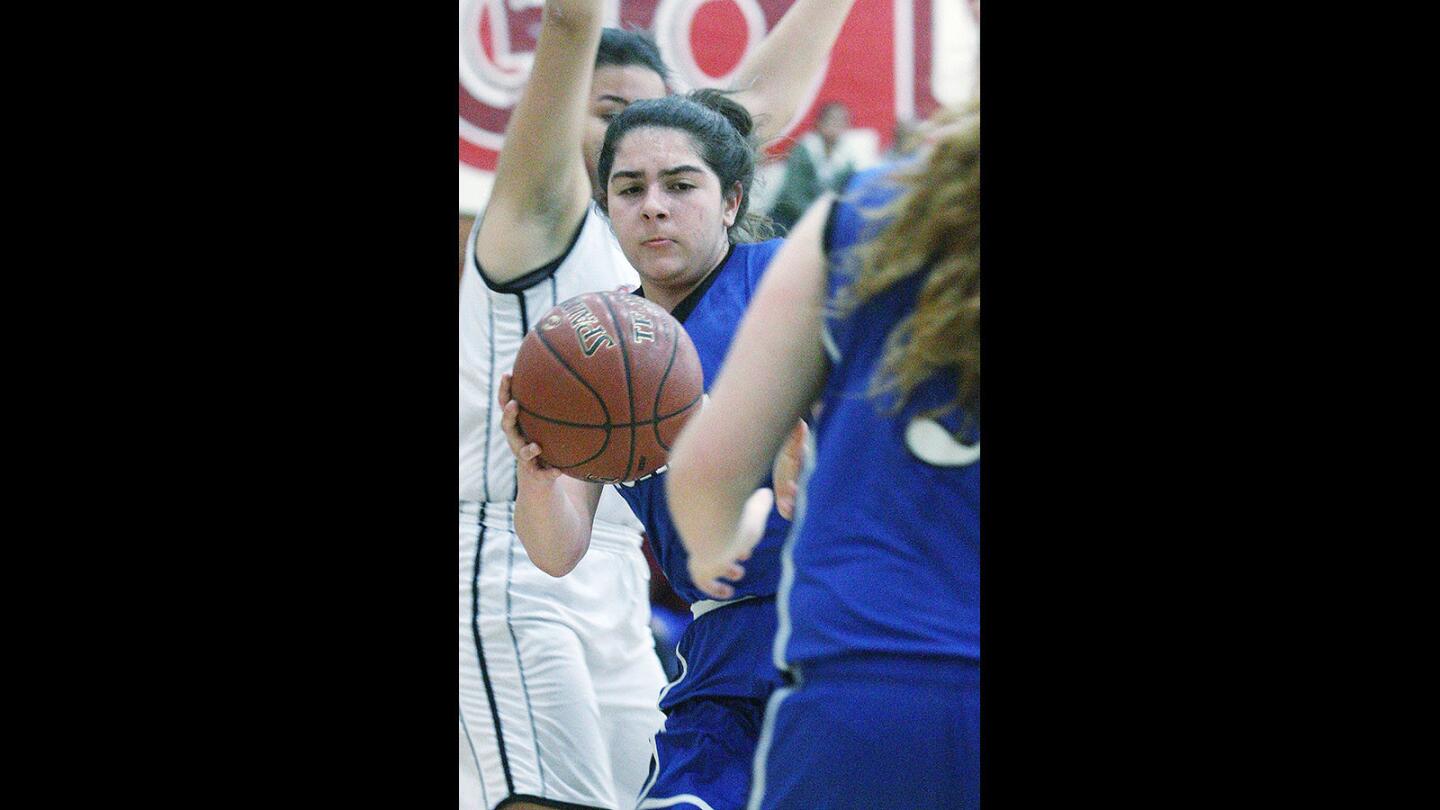 Photo Gallery: Pacific League girls' basketball, Glendale vs. Burbank