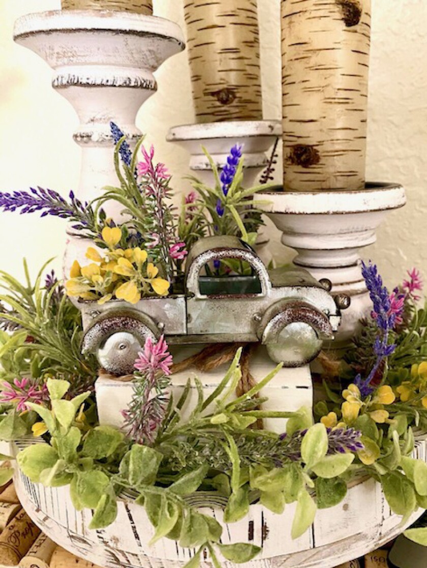 This décor features a springtime lemons and lavender theme.