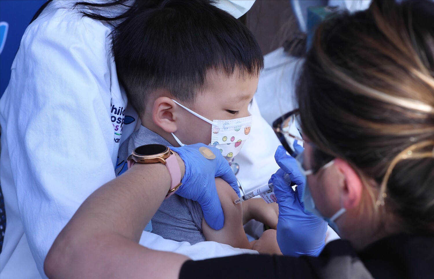 COVID vaccination of kids under 5 begins: Here's how to get shots in California