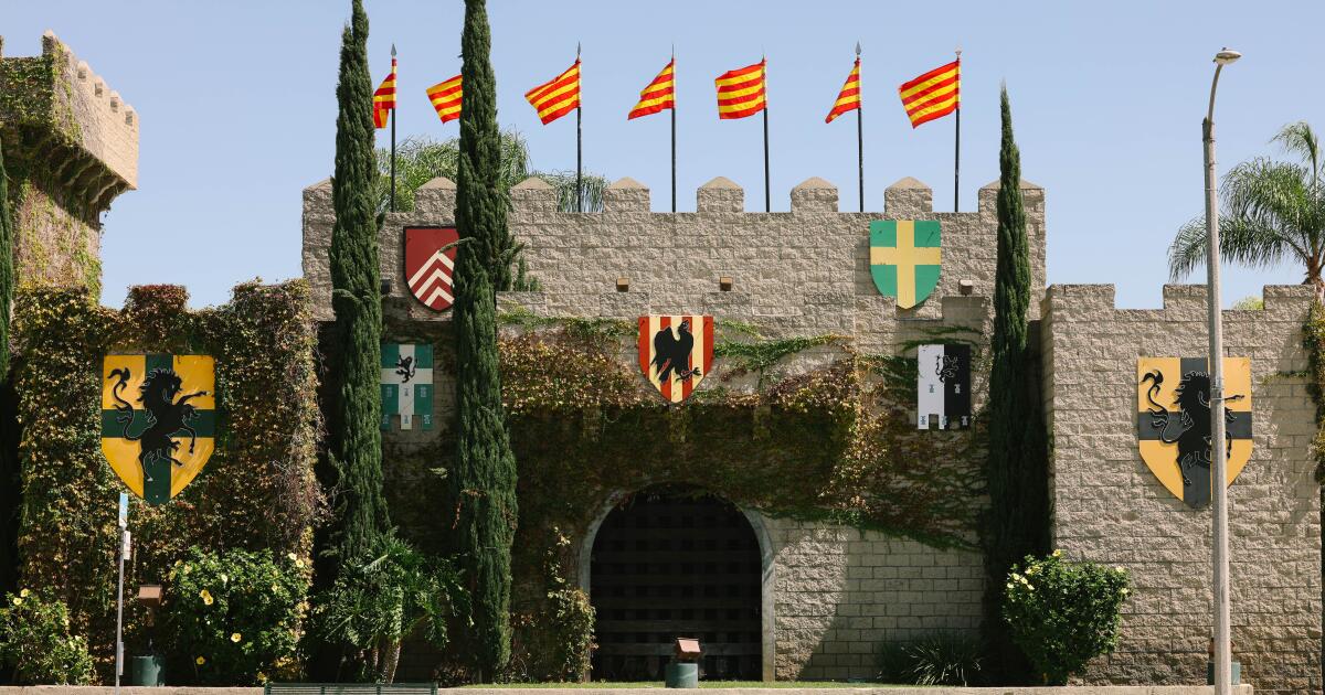 Medieval Times labor efforts collapse as union backer pulls out Medieval Times labor efforts collapse as union backer pulls out