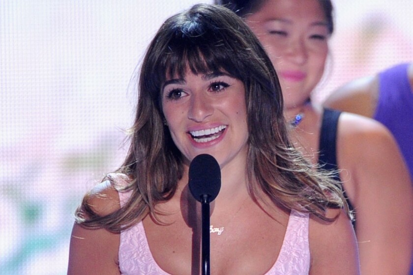 Lea Michele dedicates a Teen Choice award to Cory Monteith.