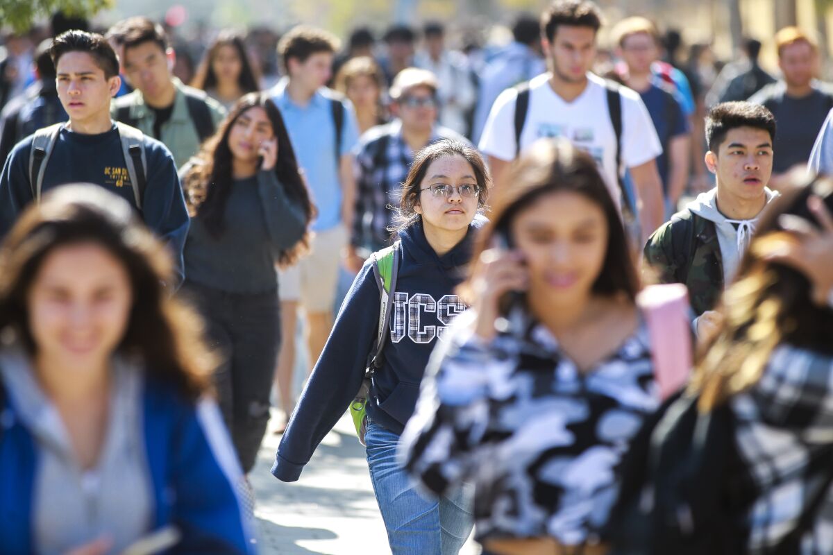 Before the pandemic, the UC San Diego campus was congested with about 39,000 students, a figure that now exceeds 40,000.