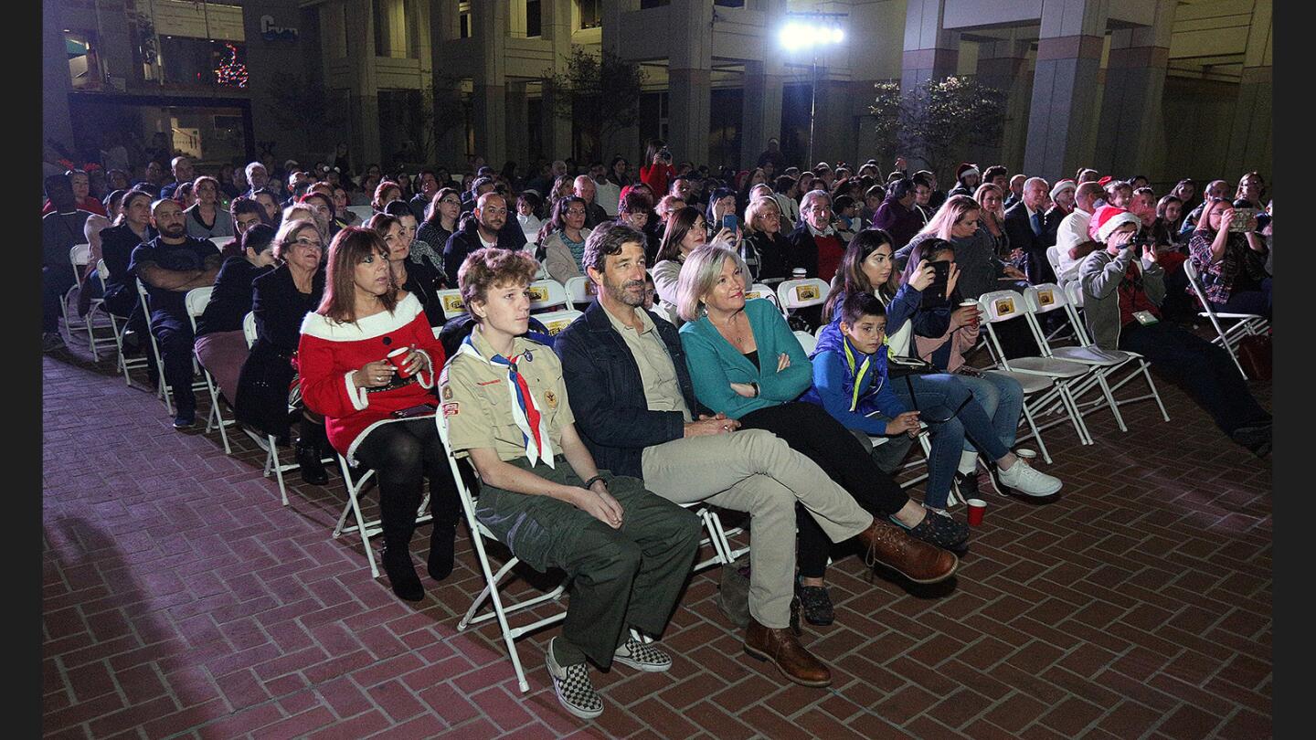 Photo Gallery: Annual Glendale holiday tree lighting