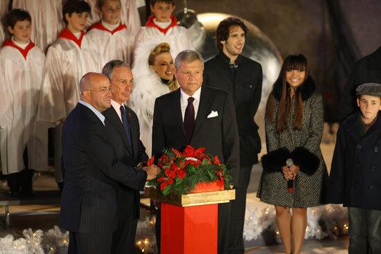 Former President and CEO of NBC Universal Jeff Zucker, Mayor Michael Bloomberg and Tishman Speyer CEO Jerry Speyer turn on the lights at the Rockefeller Center Christmas tree lighting on November 30, 2010.