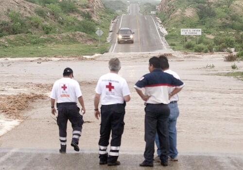 Members of the Mexican Red Cross