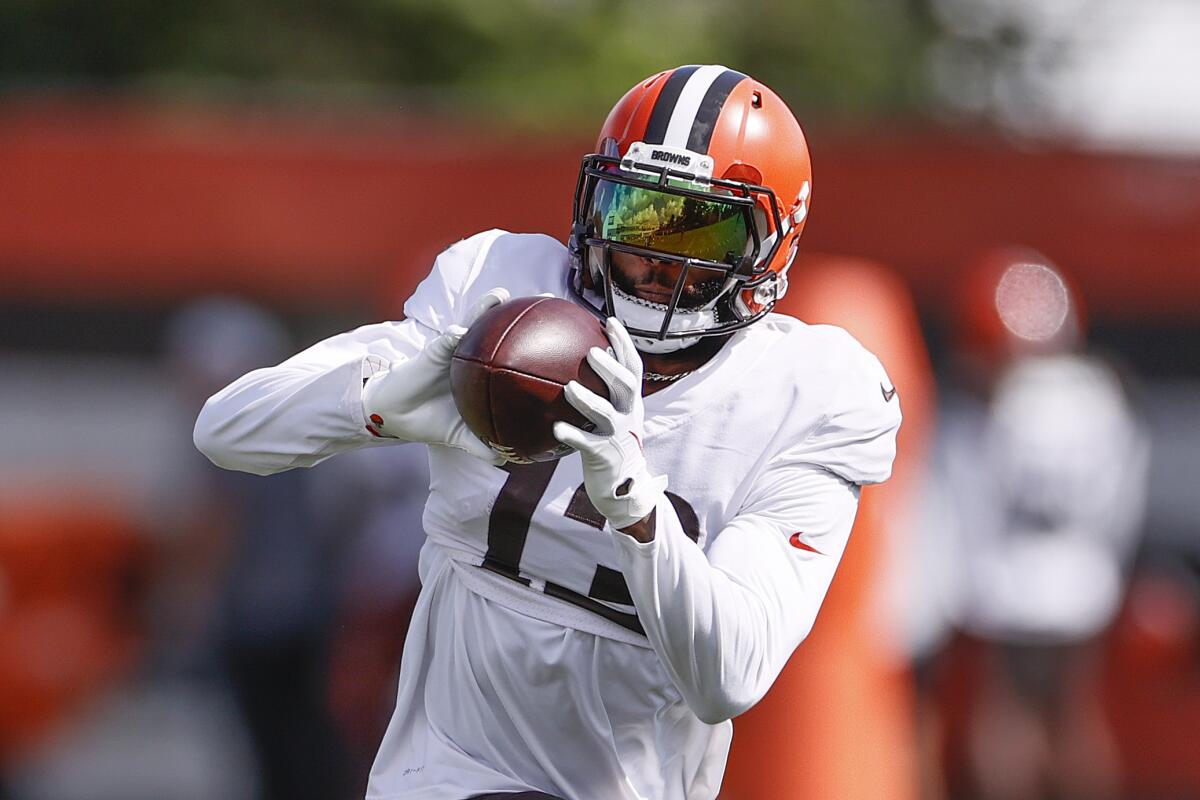 Cleveland Browns set to play through Covid absences