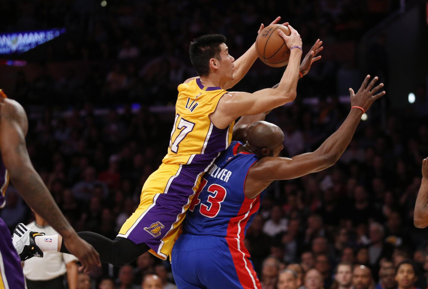 Jeremy Lin, Anthony Tolliver