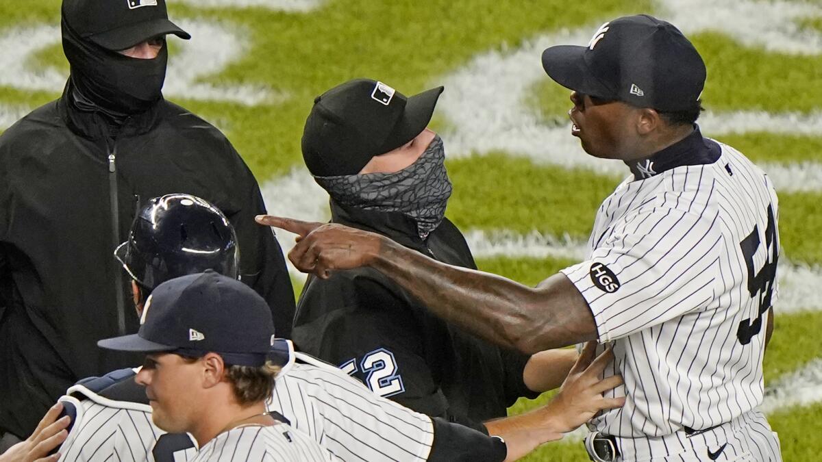 Yankees closer Aroldis Chapman tests positive for coronavirus - Los Angeles  Times