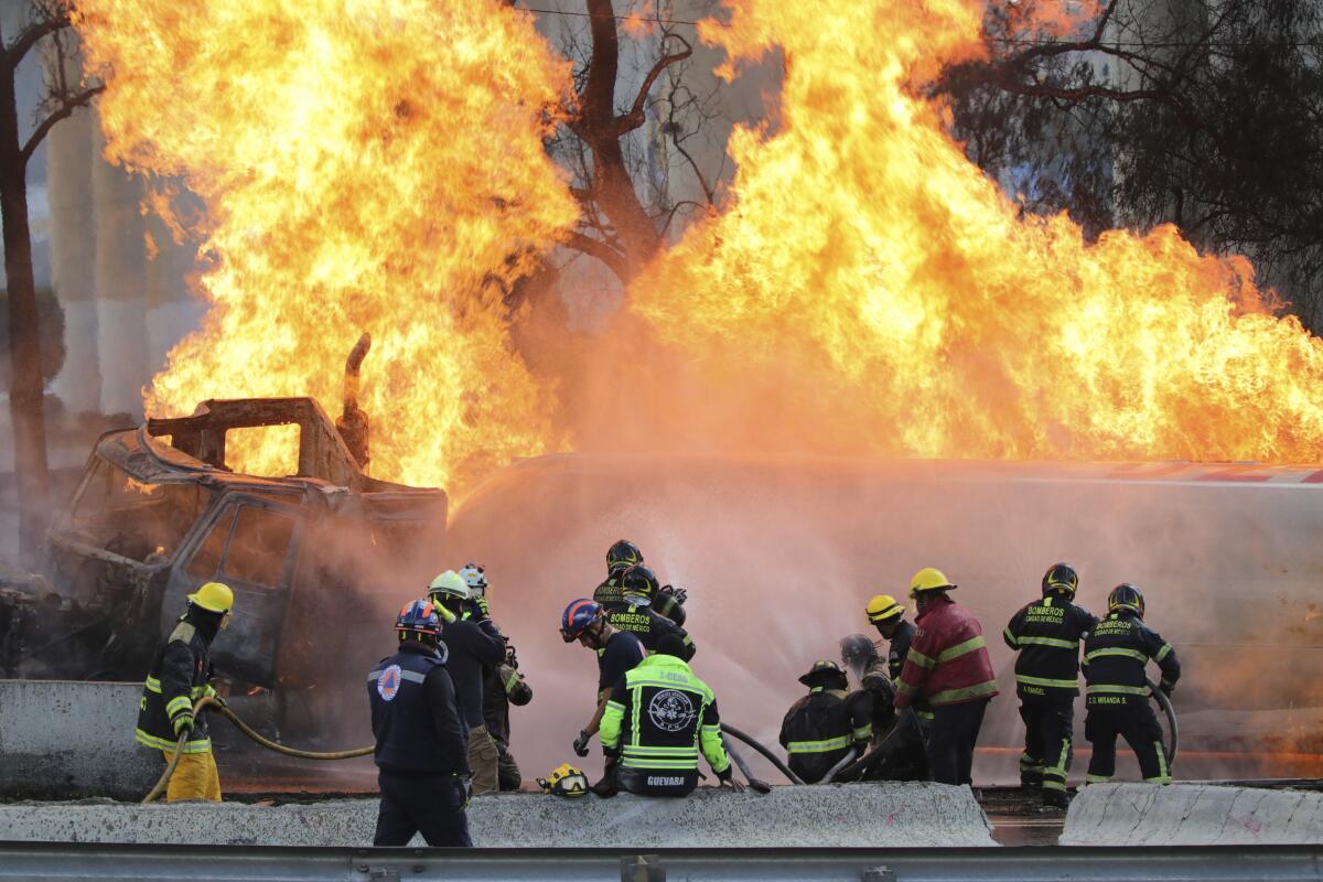 Mexico City gas tanker explosion kills 3, injures 70 - Los Angeles Times