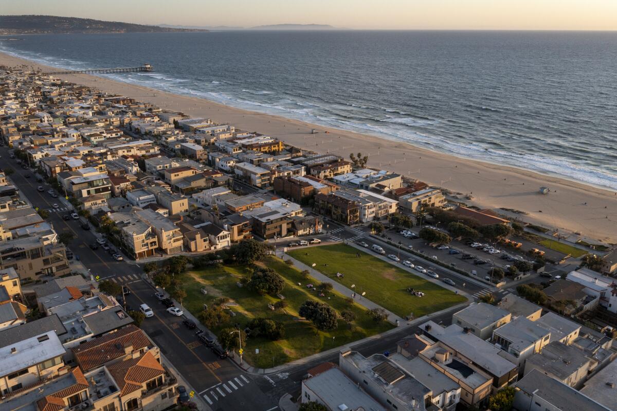 An aerial view of the beachfront properties seized by Manhattan Beach almost a century ago