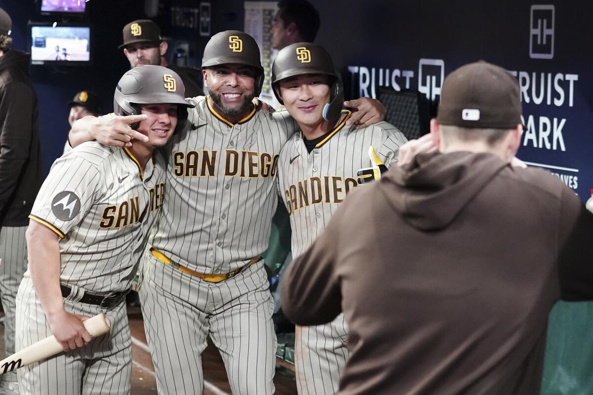 Padres Daily: Cruz is performing for the aged; Darvish's routine; homer  pace; Kim's tee shot - The San Diego Union-Tribune