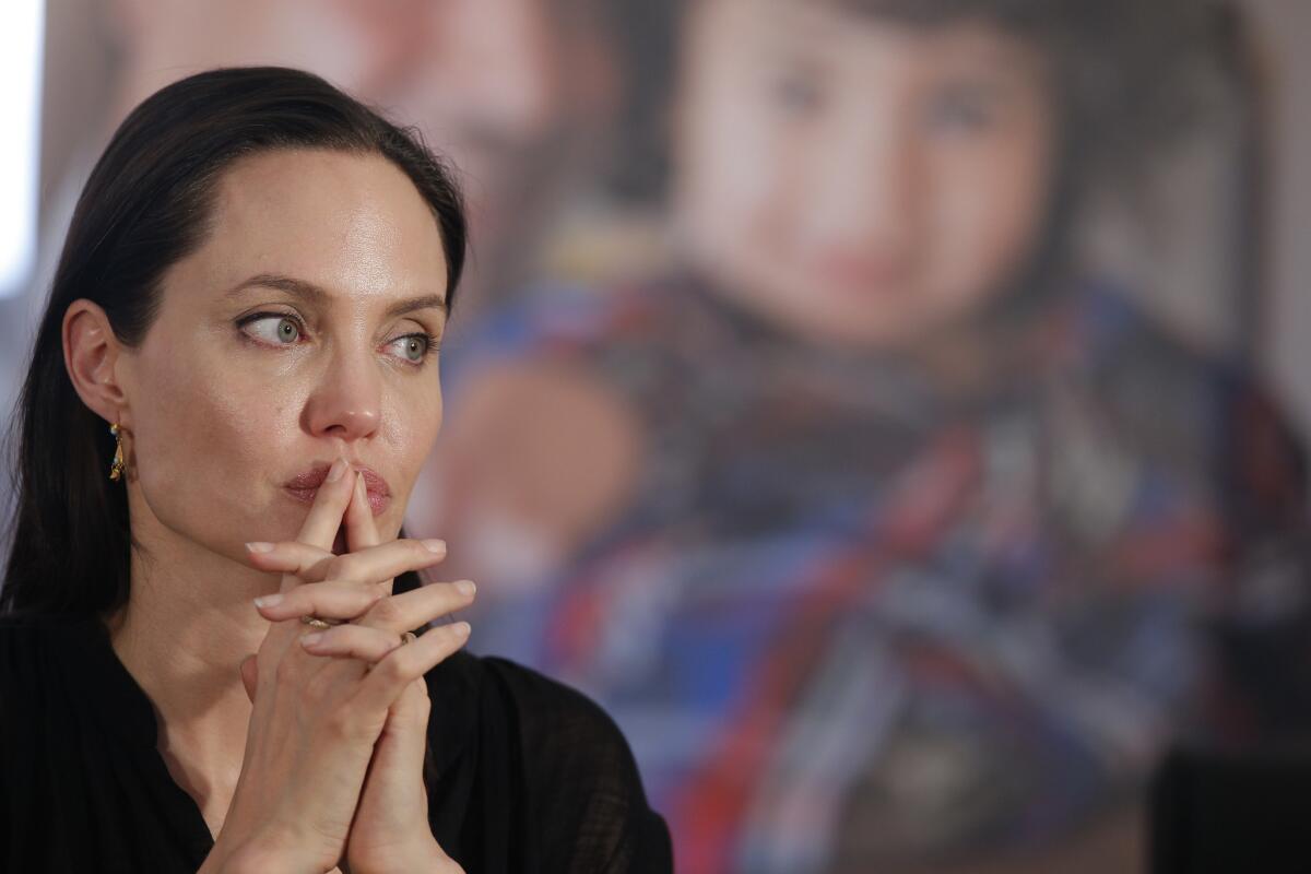 La actriz estadounidense Angelina Jolie, enviada especial del Alto Comisionado de la ONU para los Refugiados,
