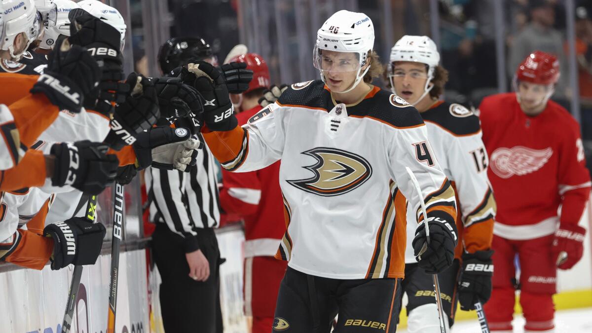 Captain Ryan Getzlaf sparks Ducks' victory after calling out