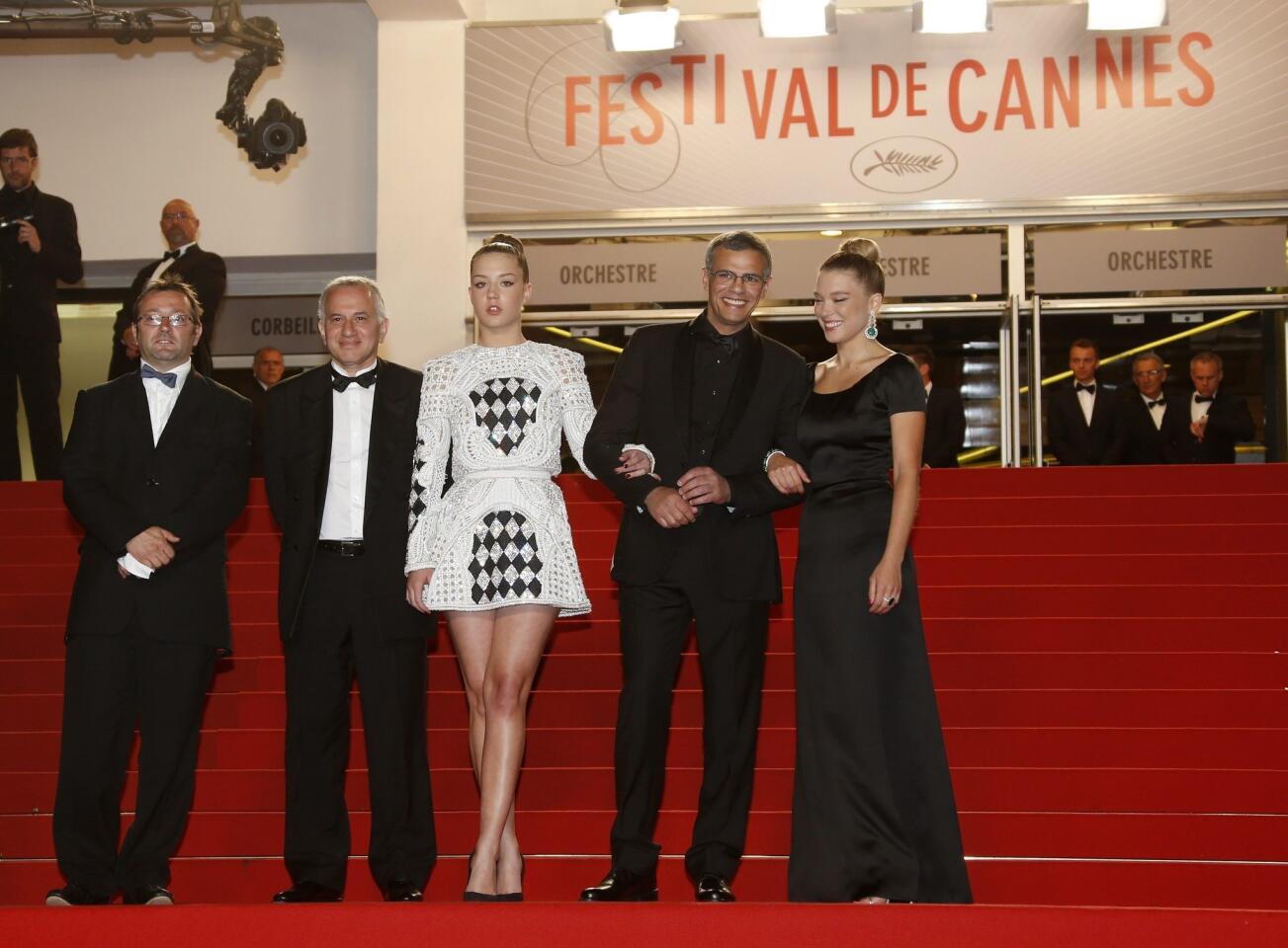 'Blue Is the Warmest Color' wins top honor at Cannes
