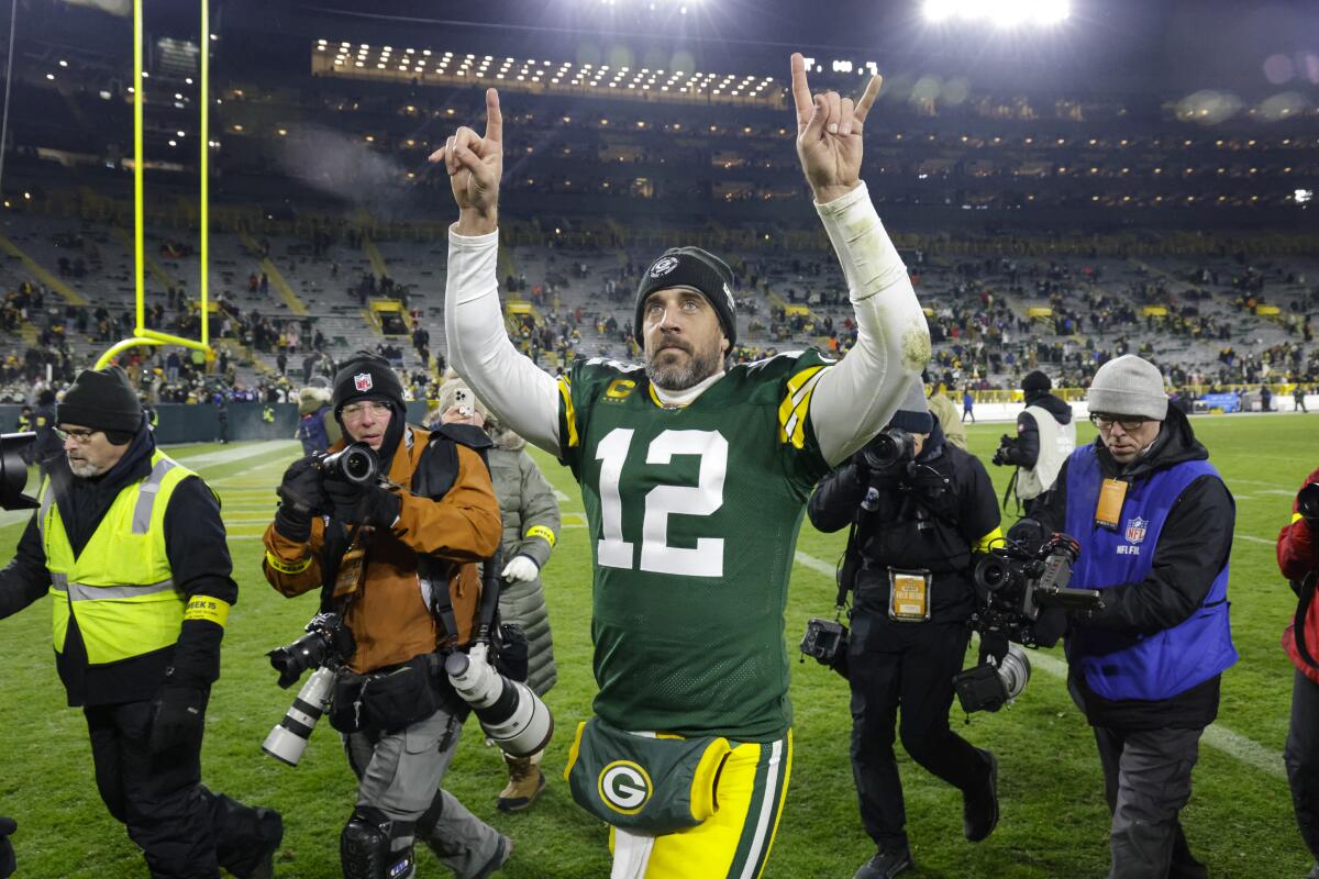 Packers hoping to maintain postseason hopes vs Dolphins - The San