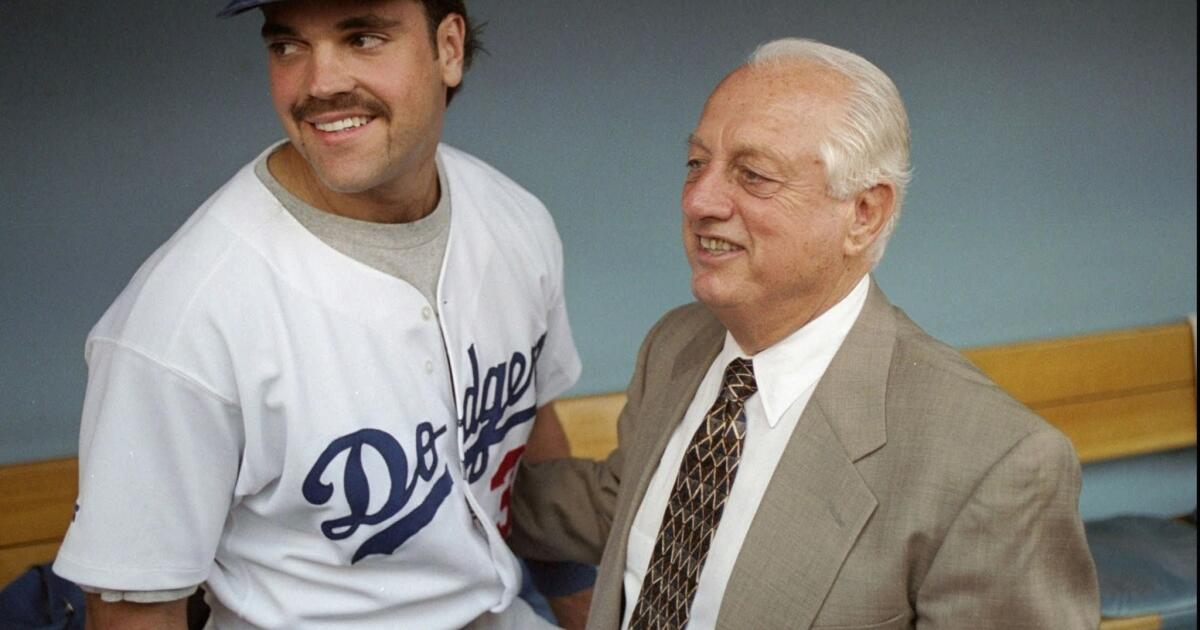 No. 72: Greatest seasons in Dodgers history: Mike Piazza, 1995 - True Blue  LA