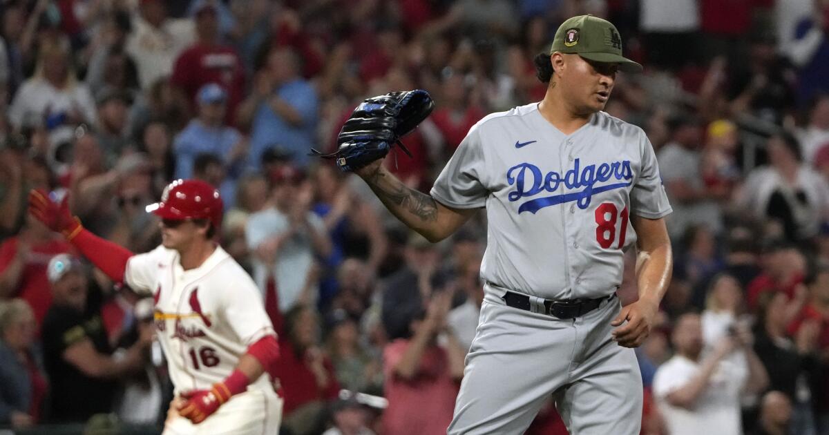 Willson Contreras, Cardinals set wild feat vs Dodgers not seen in