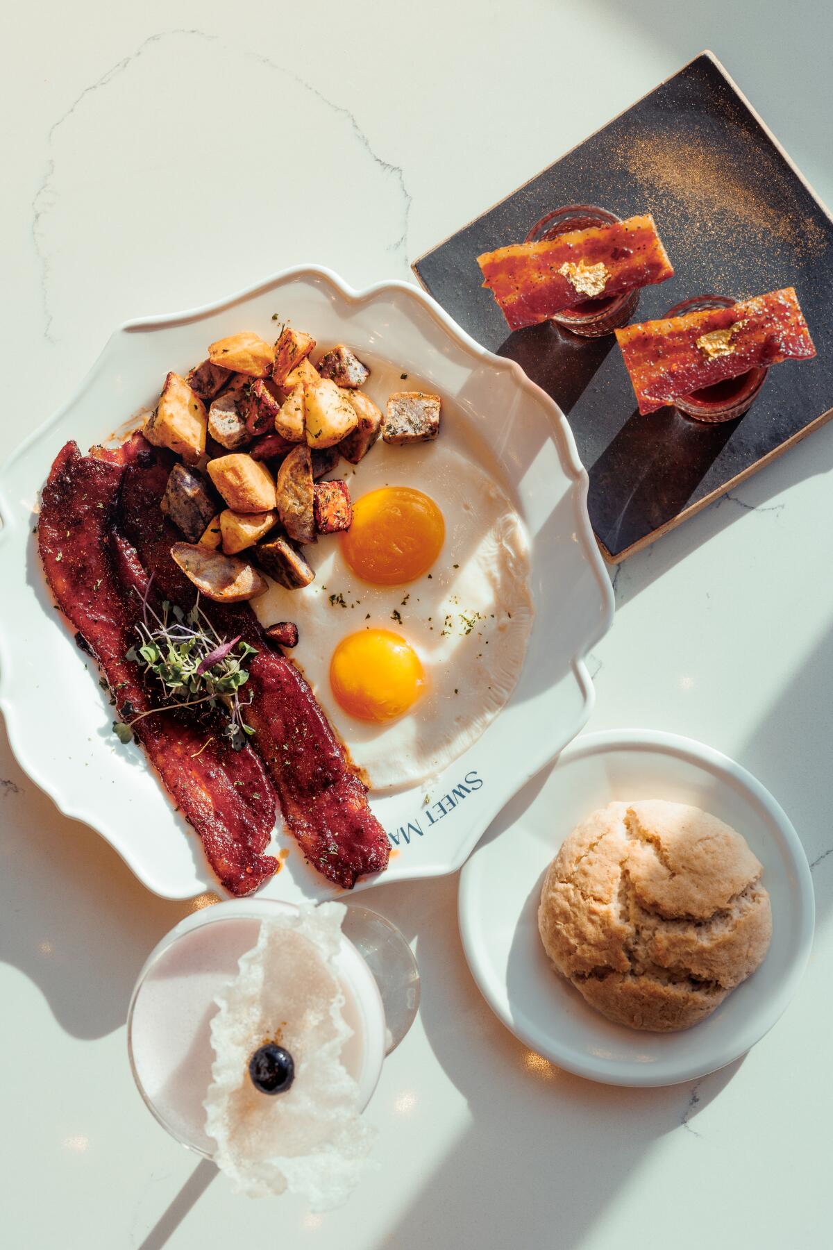 Brunch classics and "Billionaire's Bacon" have arrived in Santa Monica via the Bay Area's popular chain Sweet Maple.