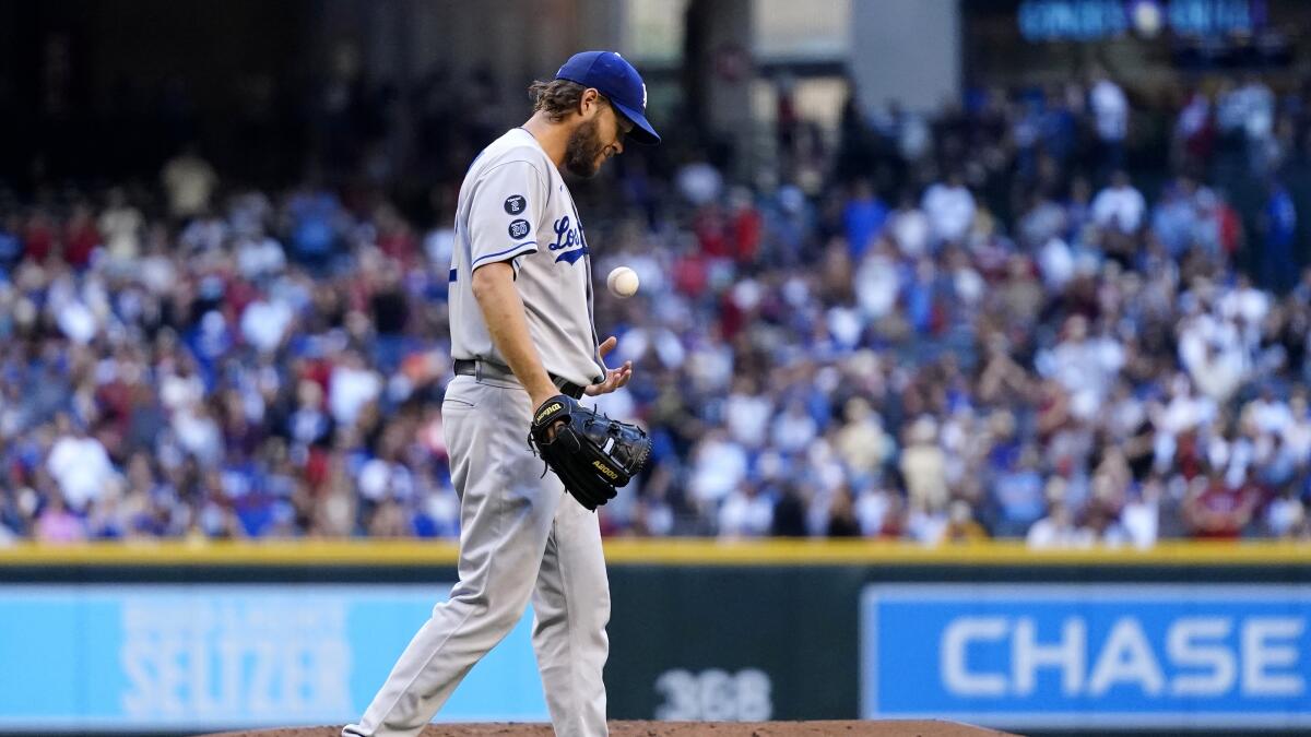 Jason Heyward can't swing, Clayton Kershaw can't miss - Sports