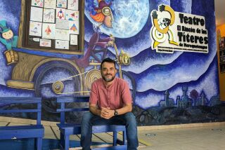 El titiritero que mantiene viva la tradición de las marionetas en México