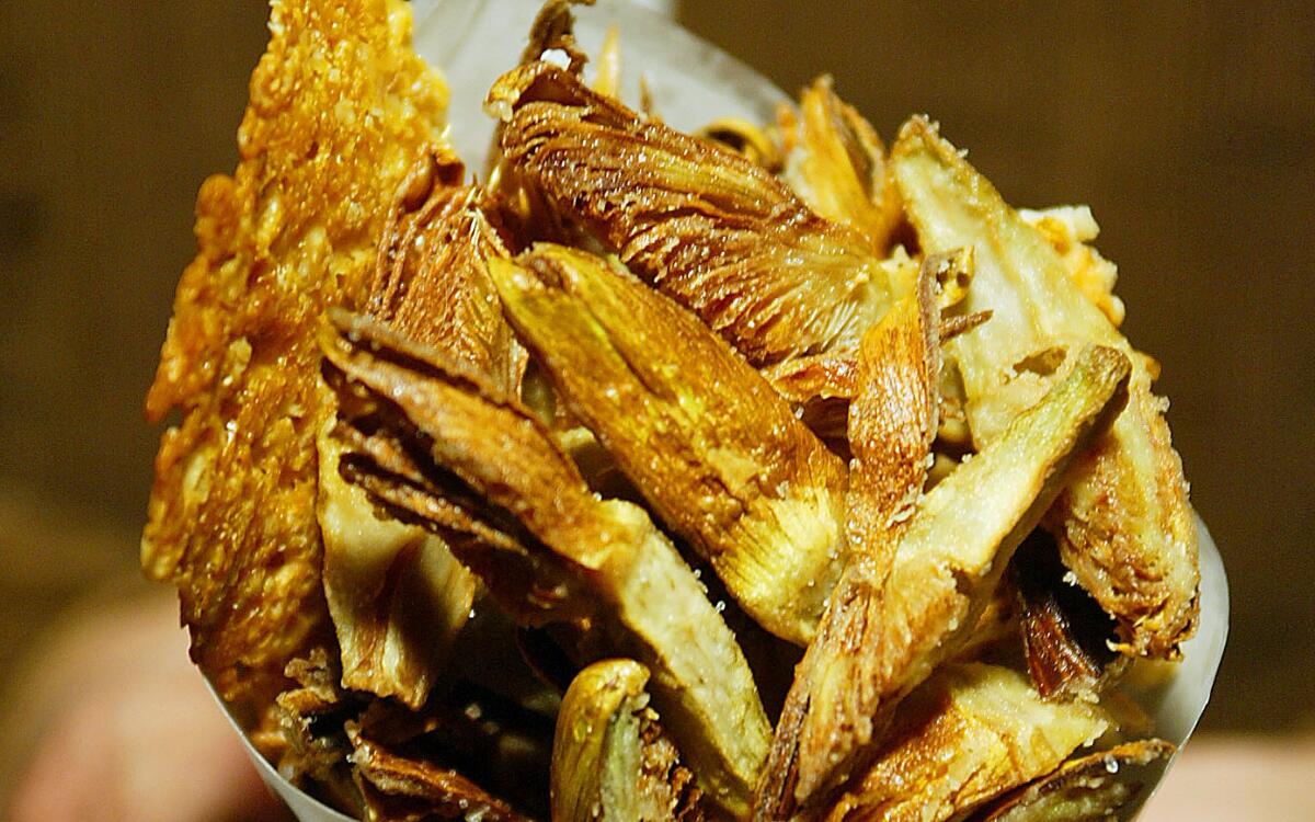 Simplest fried artichokes