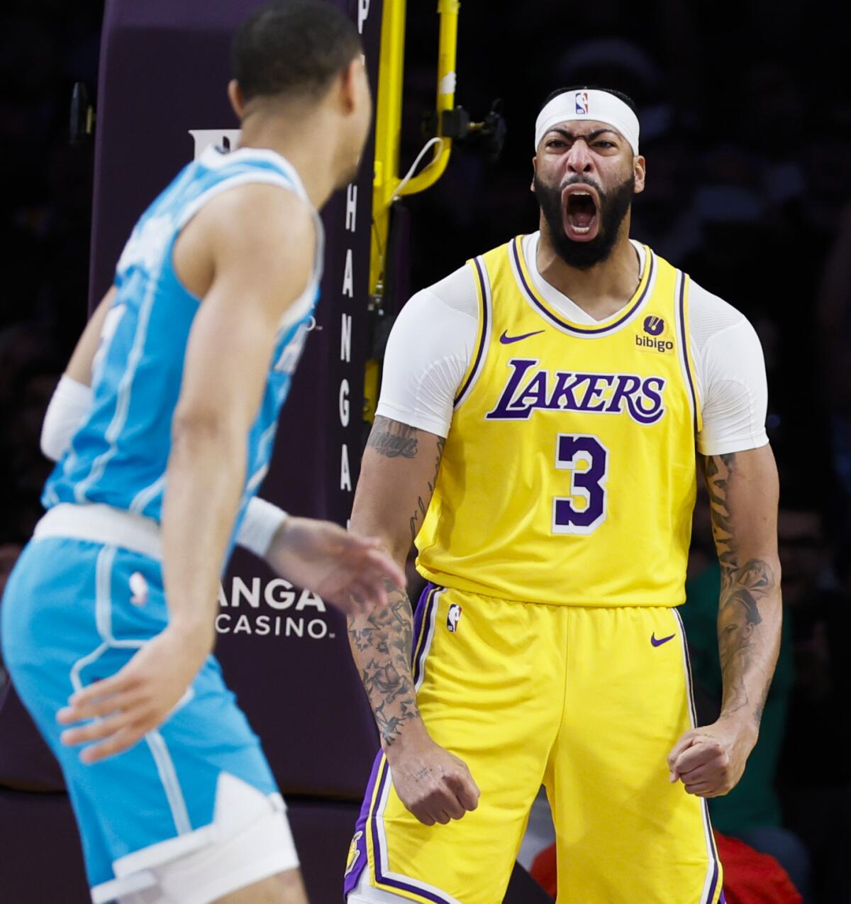 Anthony Davis, Lakers’ın Hornets’ı yenmek için yükselişine güç veriyor