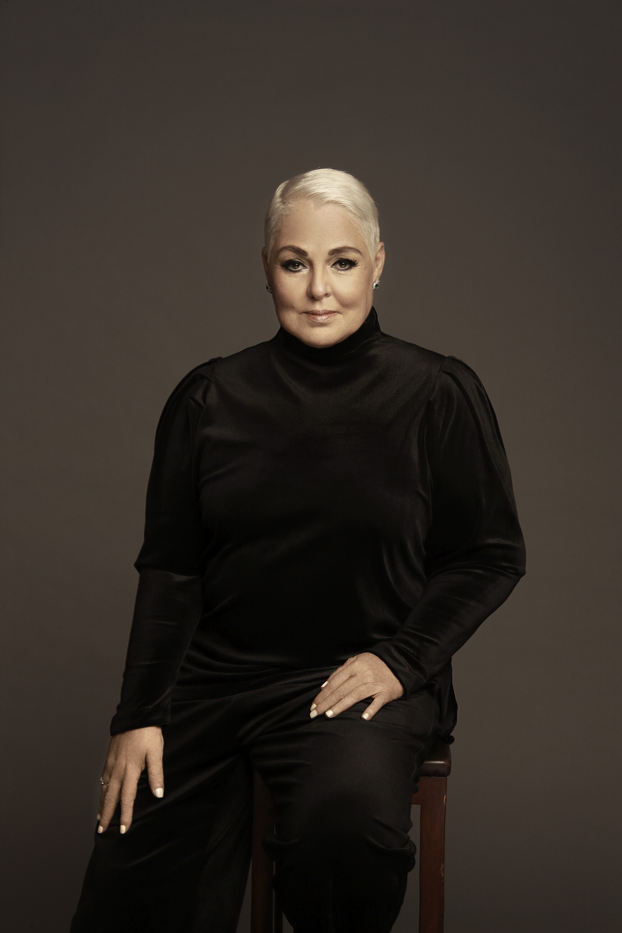 Lupita D'Alessio viene de ser premiada en los Latin AMAs que se celebraron en Las Vegas.