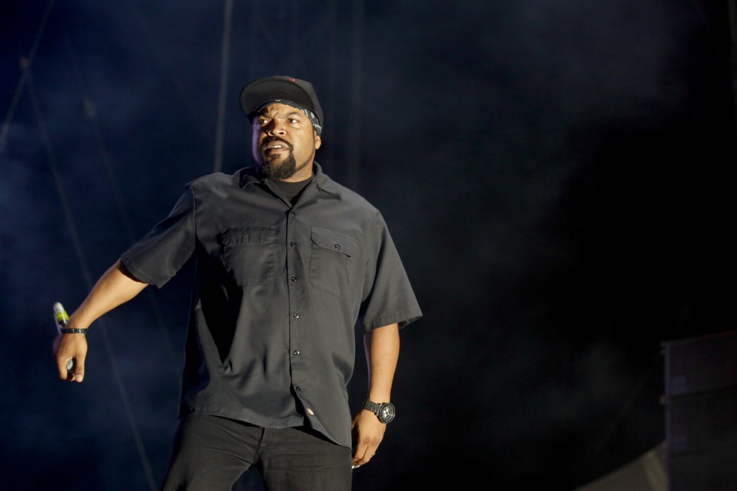 Ice Cube performing at Hard Summer.