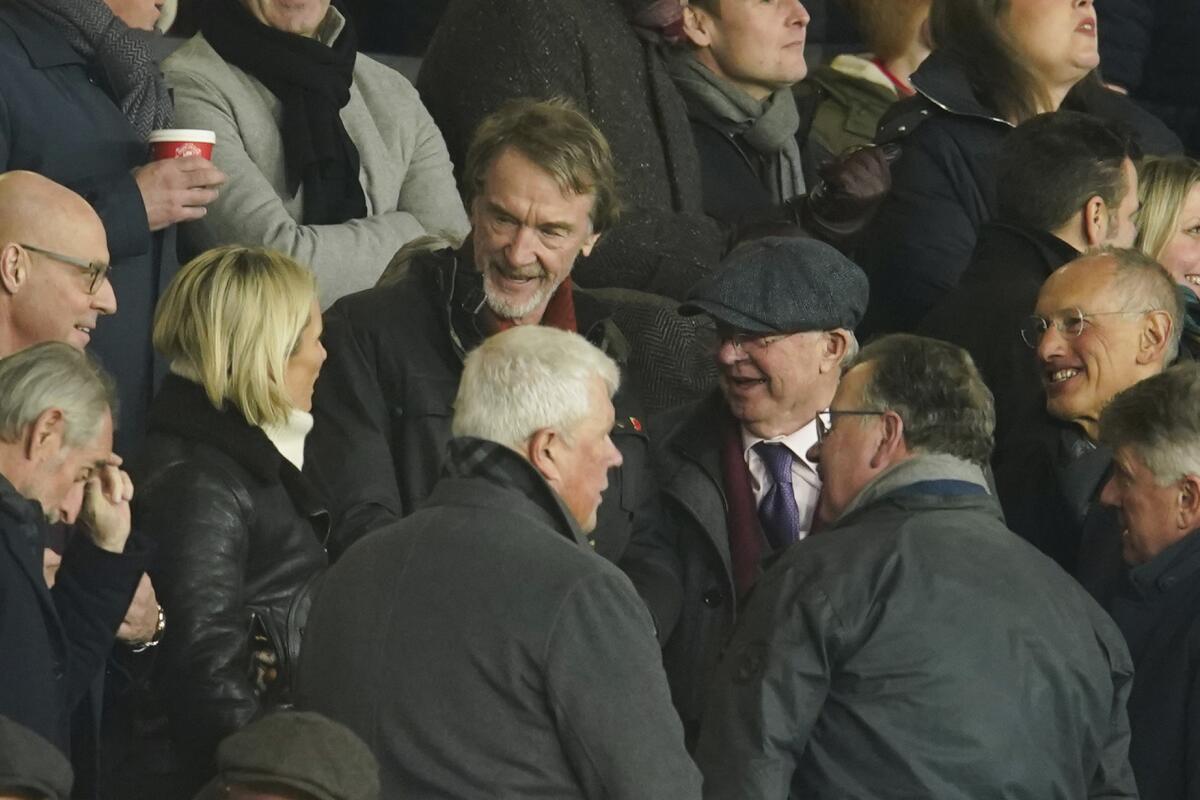 Manchester United: Sir Jim Ratcliffe's deal for 25% stake approved