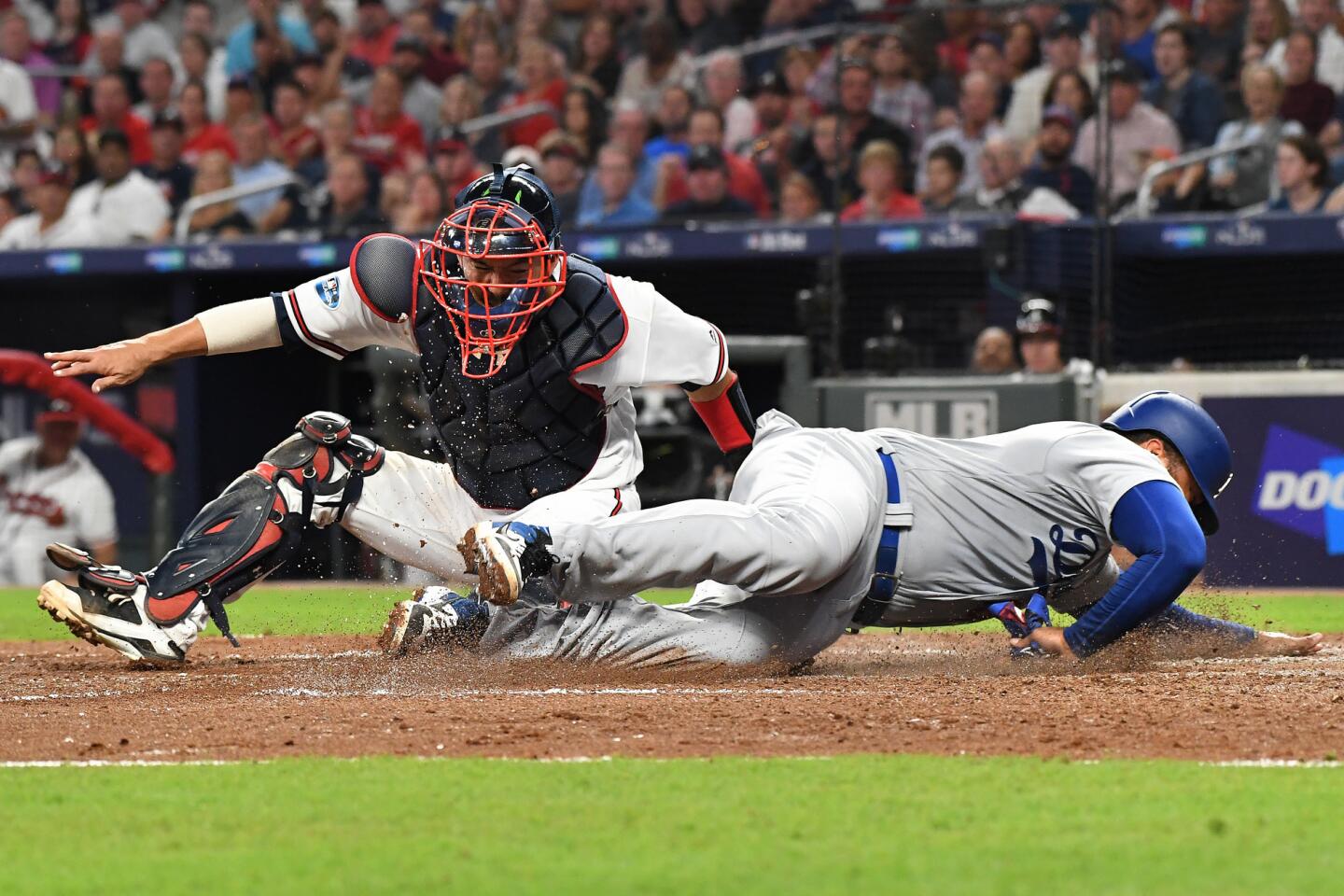Dodgers fail to put away Braves in Game 3; series lead now 2-1 - Los  Angeles Times