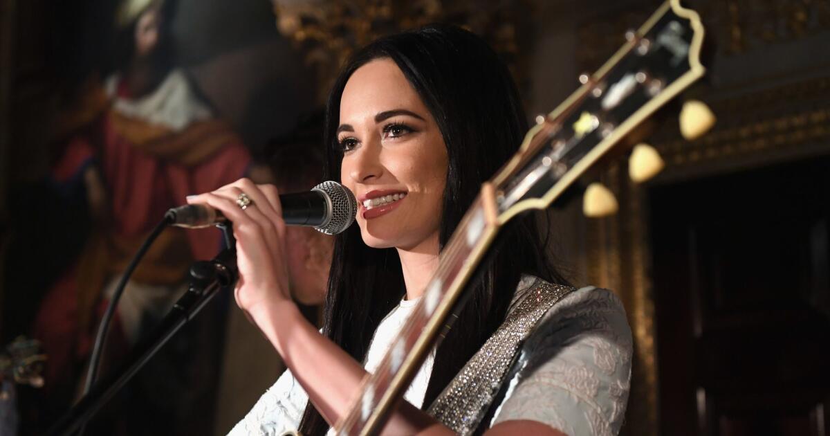 Review: Kacey Musgraves is a radical optimist on the blissed-out 'Golden  Hour' - Los Angeles Times