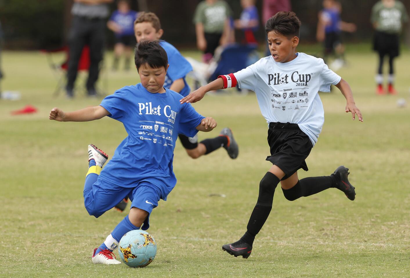 Photo Gallery: Lincoln B vs. Paularino A at the Daily Pilot Cup