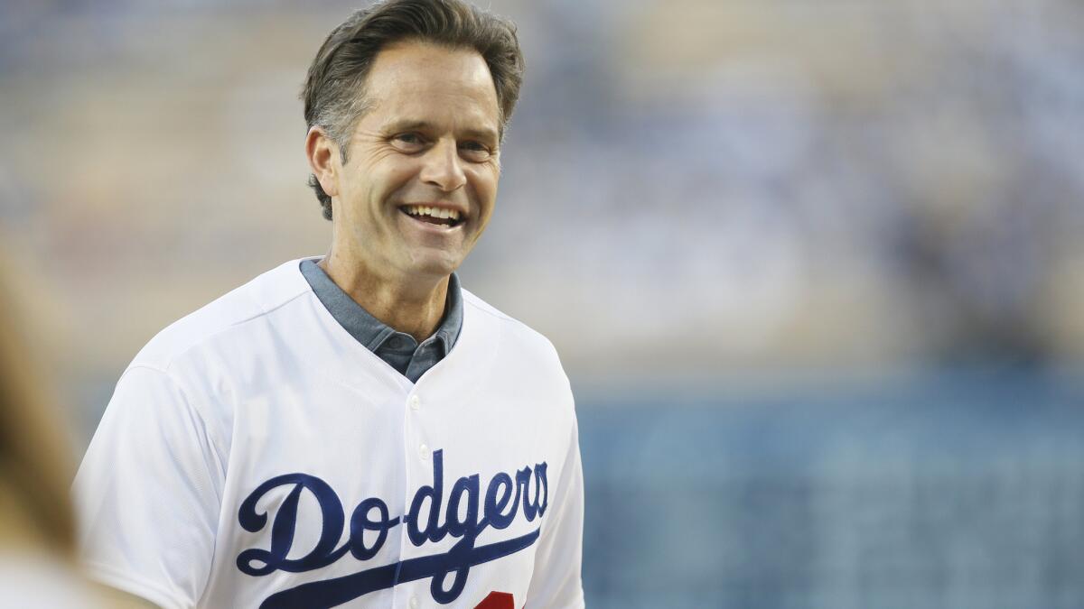 Eric Karros hits two home runs in Game 2 of '95 NLDS 