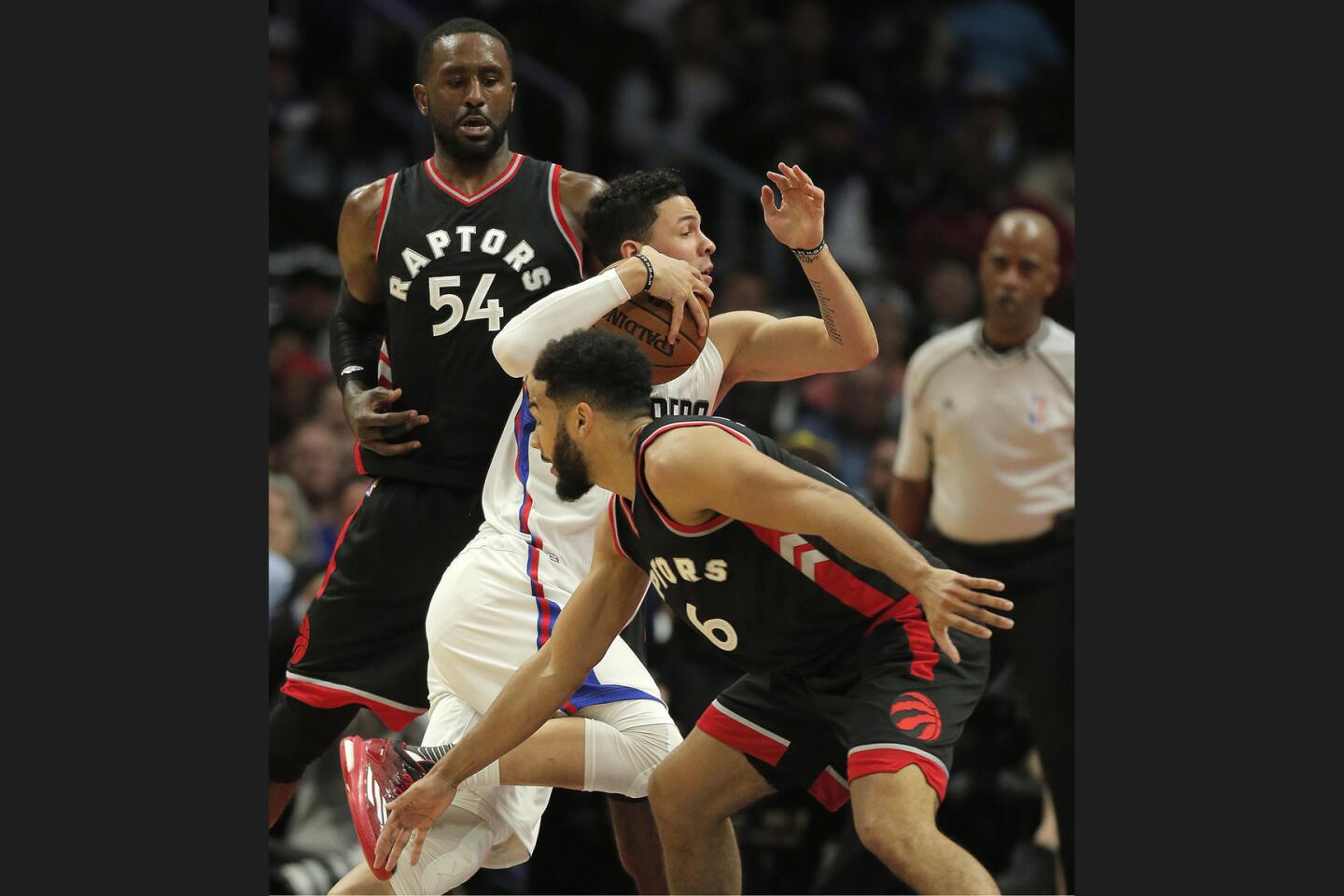 Blake Griffin, Chris Paul help Clippers hold off Raptors – Orange