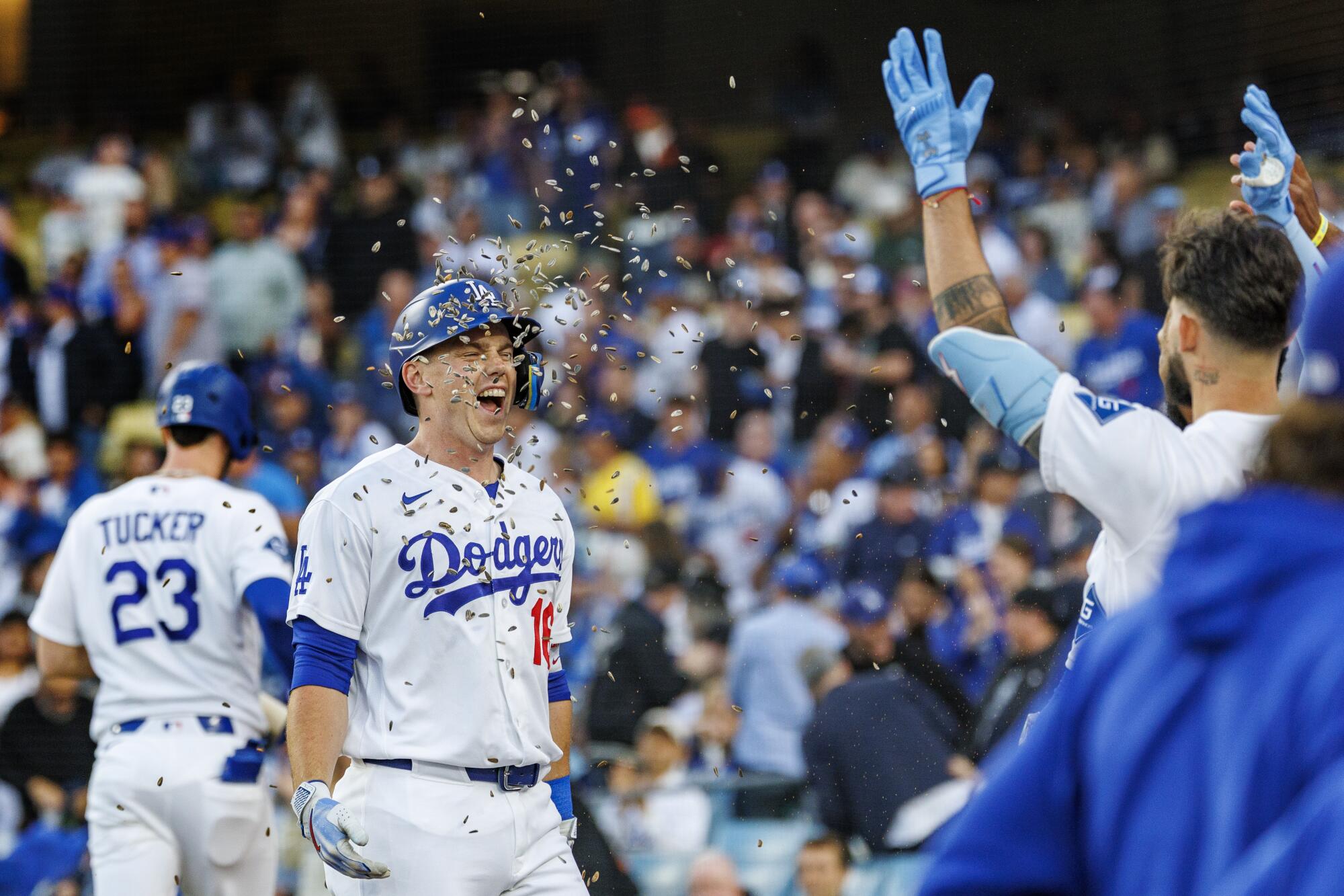 Will Smith ve Alex Call, Dodgers'ın Giants'ı yenerken yaptığı hataların üstesinden gelmesine yardımcı oluyor
