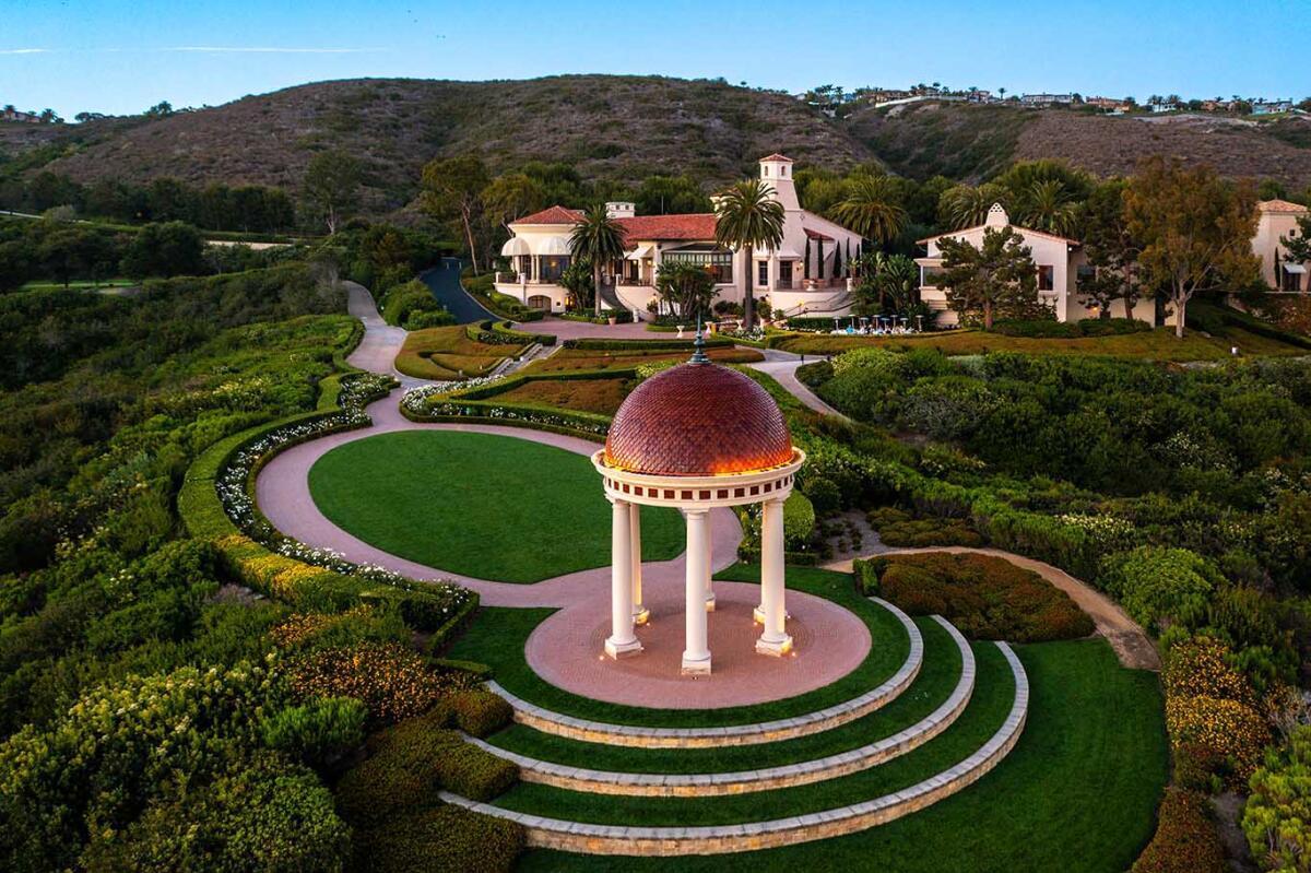 The Resort at Pelican Hill: A Luxury Newport Coast Wedding Venue - Los Angeles Times The Resort at Pelican Hill: A Luxury Newport Coast Wedding Venue - Los Angeles Times