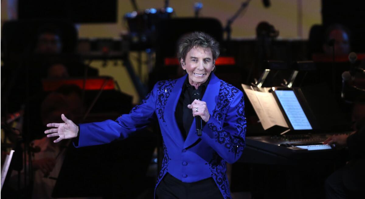 Barry Manilow reveals lung cancer diagnosis, postpones January shows - Los Angeles Times