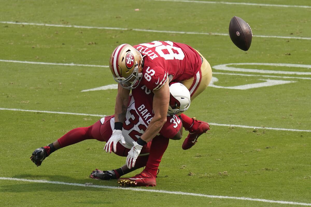 George Kittle (85), de los 49ers de San Francisco 