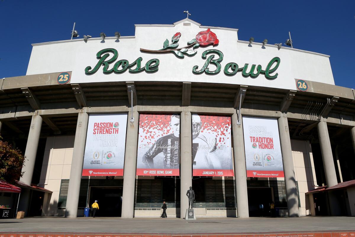 The Rose Bowl in Pasadena could be a potential short-term host for an NFL team while a stadium in being built elsewhere in the L.A. area.