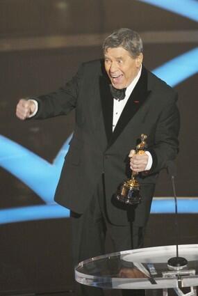 Jerry Lewis gives a shout-out to the muscular dystrophy kids