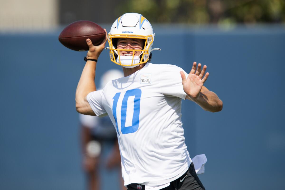 Chargers News: Herbert ranked as 7th-best QB in NFL by execs