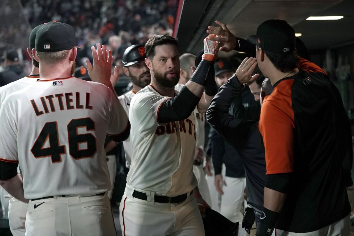 Giants playoff berth: San Francisco becomes first team to clinch