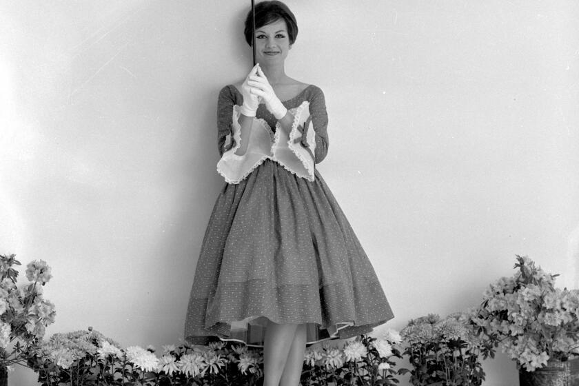 From a photo shoot for San Diego Magazine, one of the spring fashions for 1964. (ONE TIME USE)
