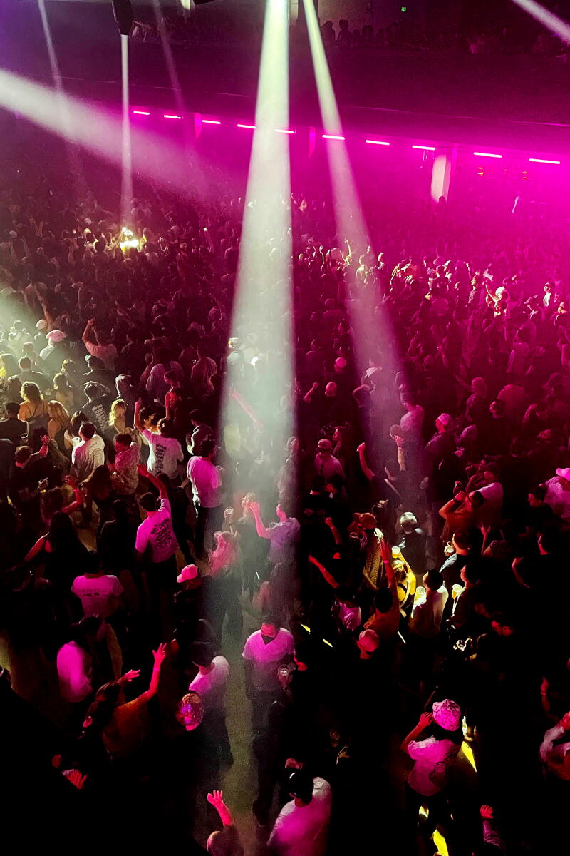 Calefornia Rave How he makes L.A. concert-hopping work using a wheelchair - Los Angeles ...