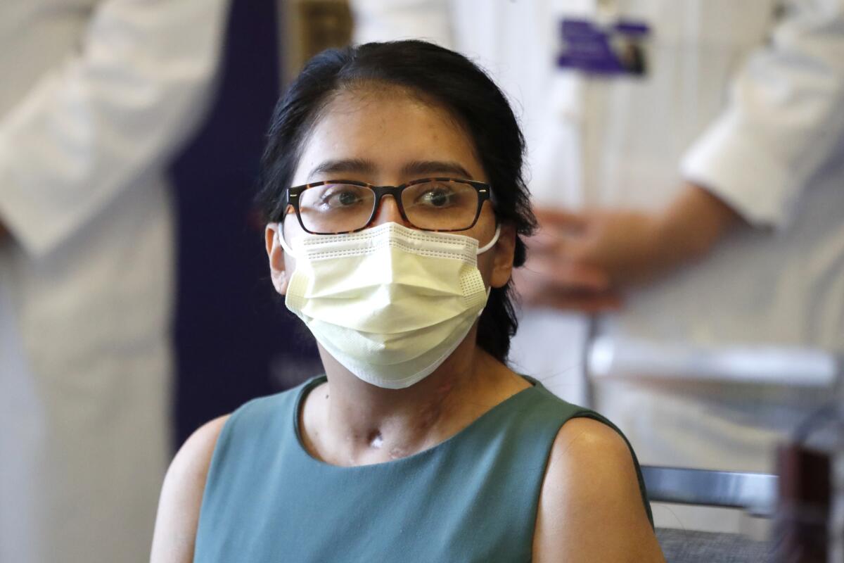 Mayra Ramirez, a COVID-19 survivor due to a d 