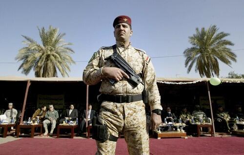 U.S. hands over Green Zone to Iraqis