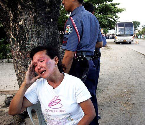 Thursday: Day In Photos, Philippines bus hostage