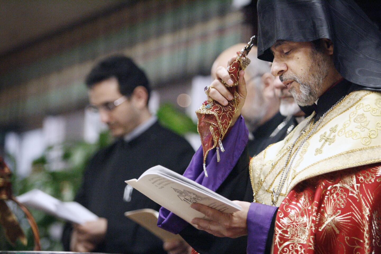 Archbishop Hovnan Derderian visits Glendale Adventist Medical Center