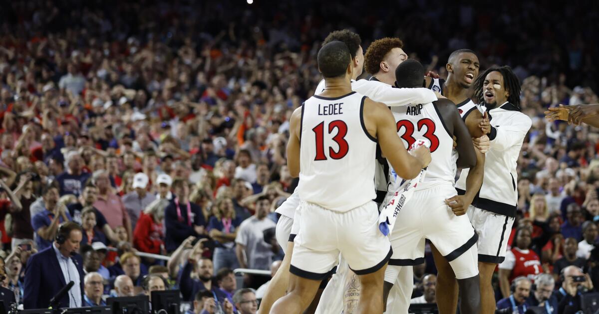 San Diego State found a last minute buzzer-beater to reach the title game :  NPR